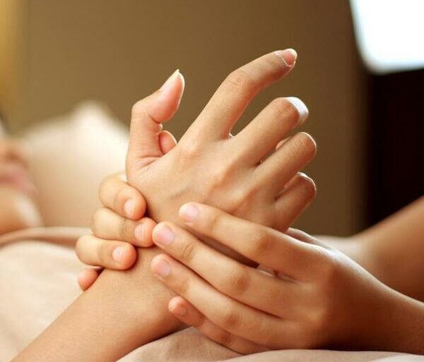 cách chăm sóc da tay